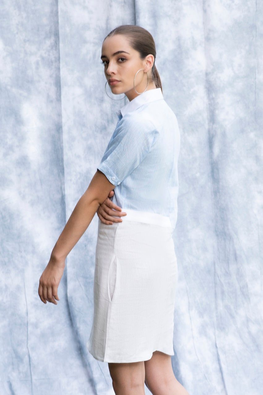 Classic and modernised linen shirt dress in pastel colours