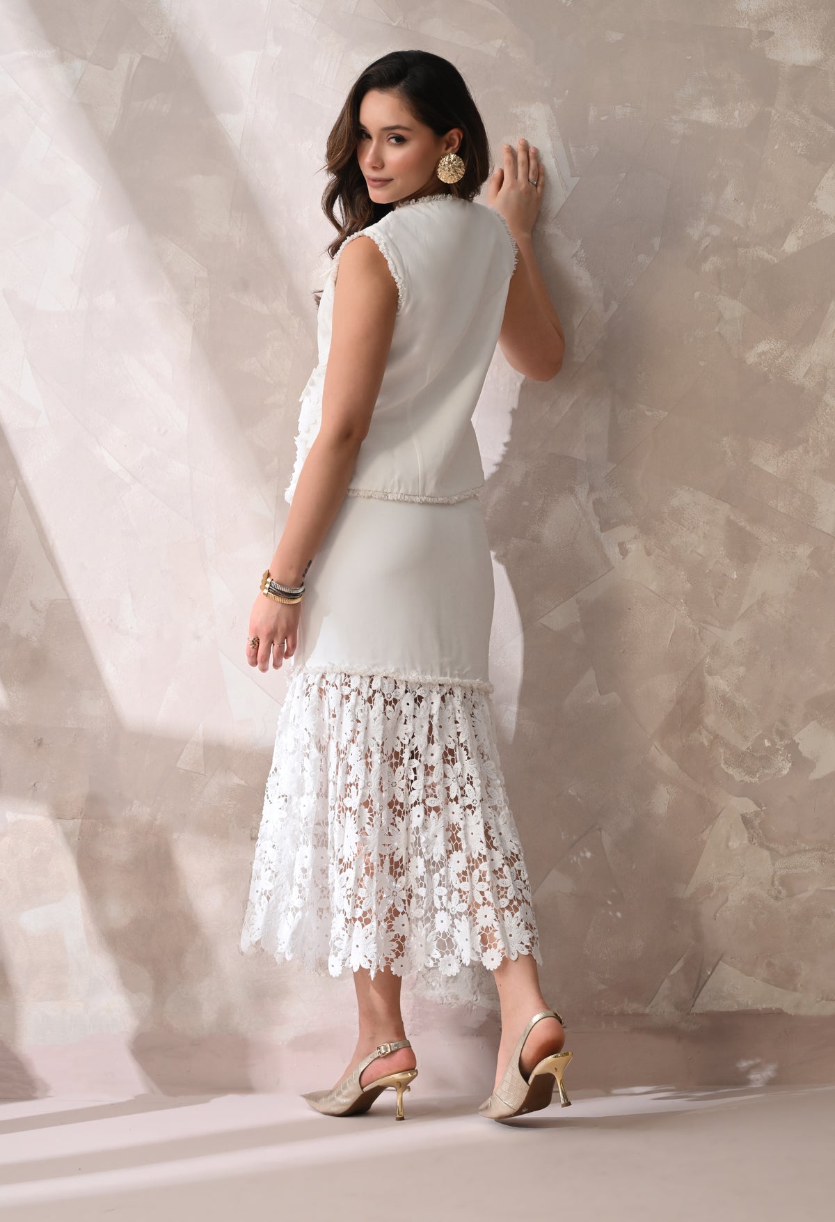 WHITE LACE MIDI SKIRT & JACKET SET