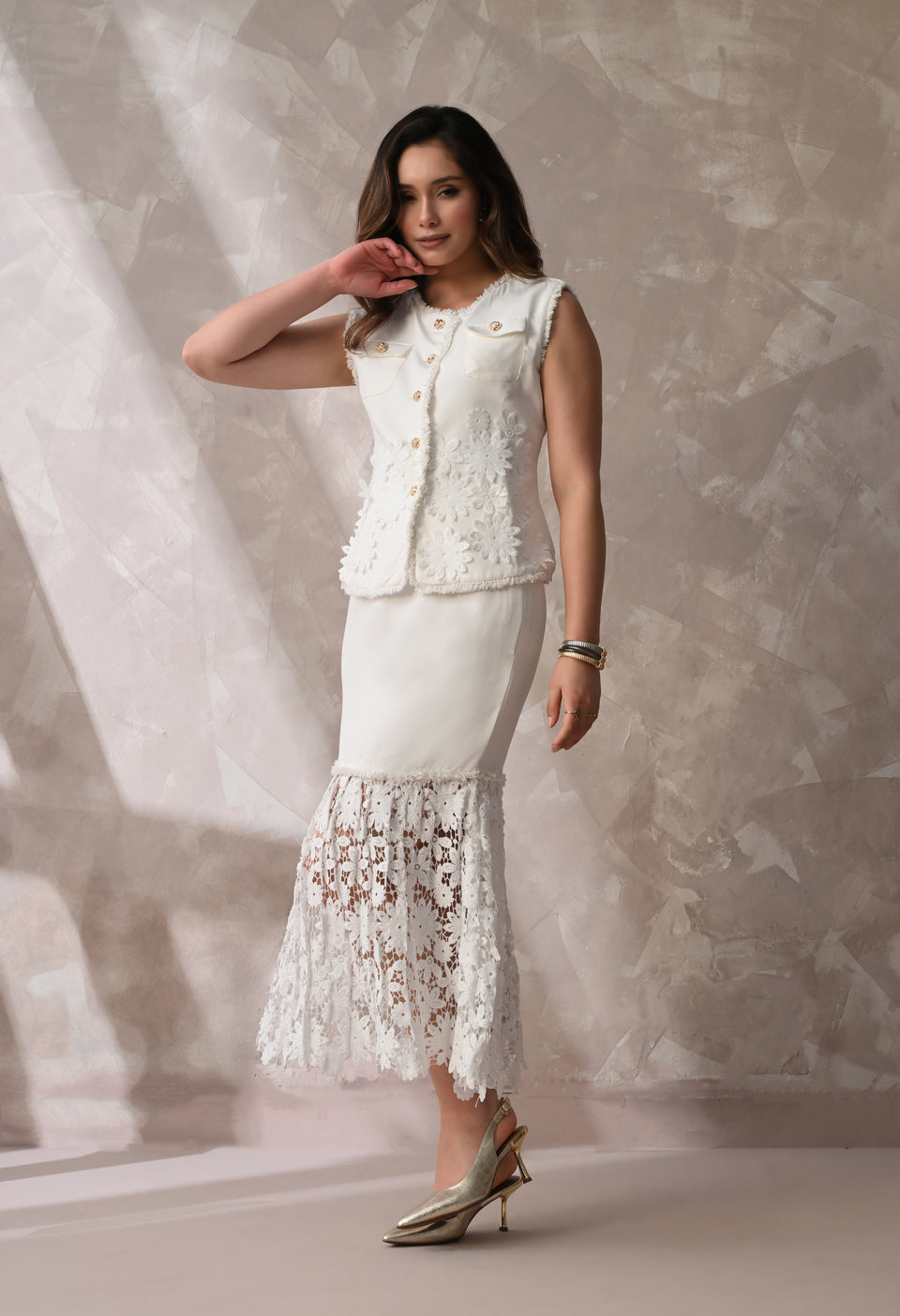 WHITE LACE MIDI SKIRT & JACKET SET