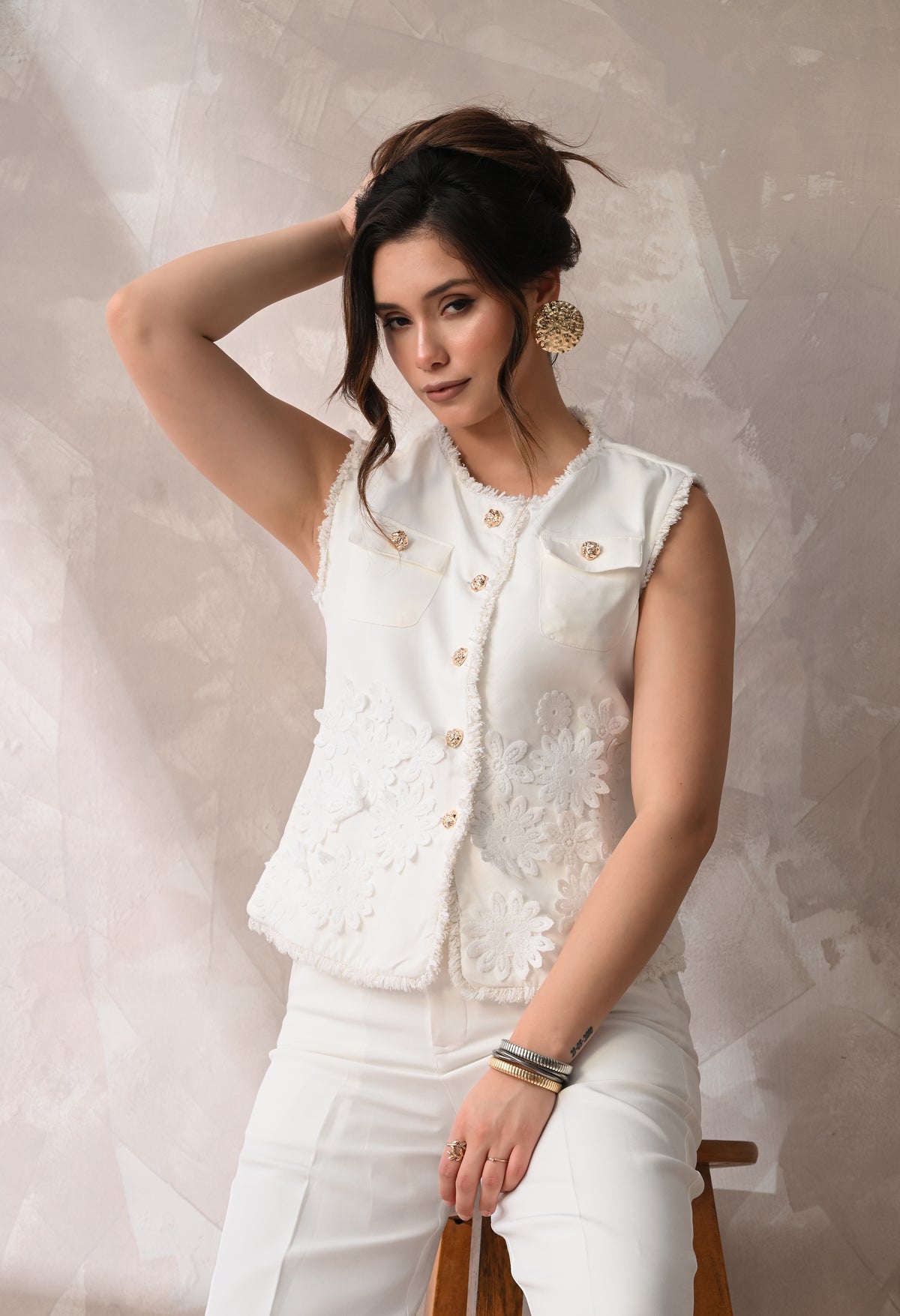 FLORAL APPLIQUE SLEEVELESS TOP & WIDE - LEG PANTS