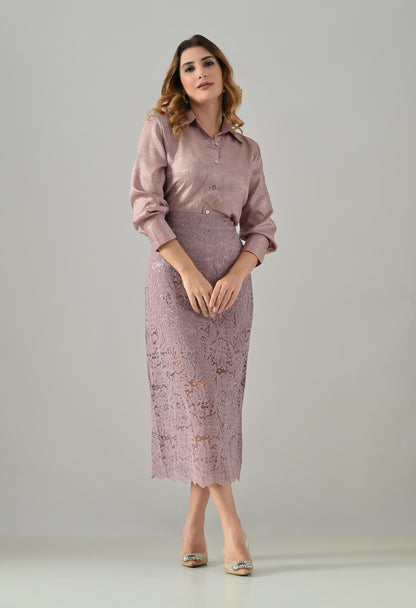 Rose pink lace skirt with pink and gold shirt