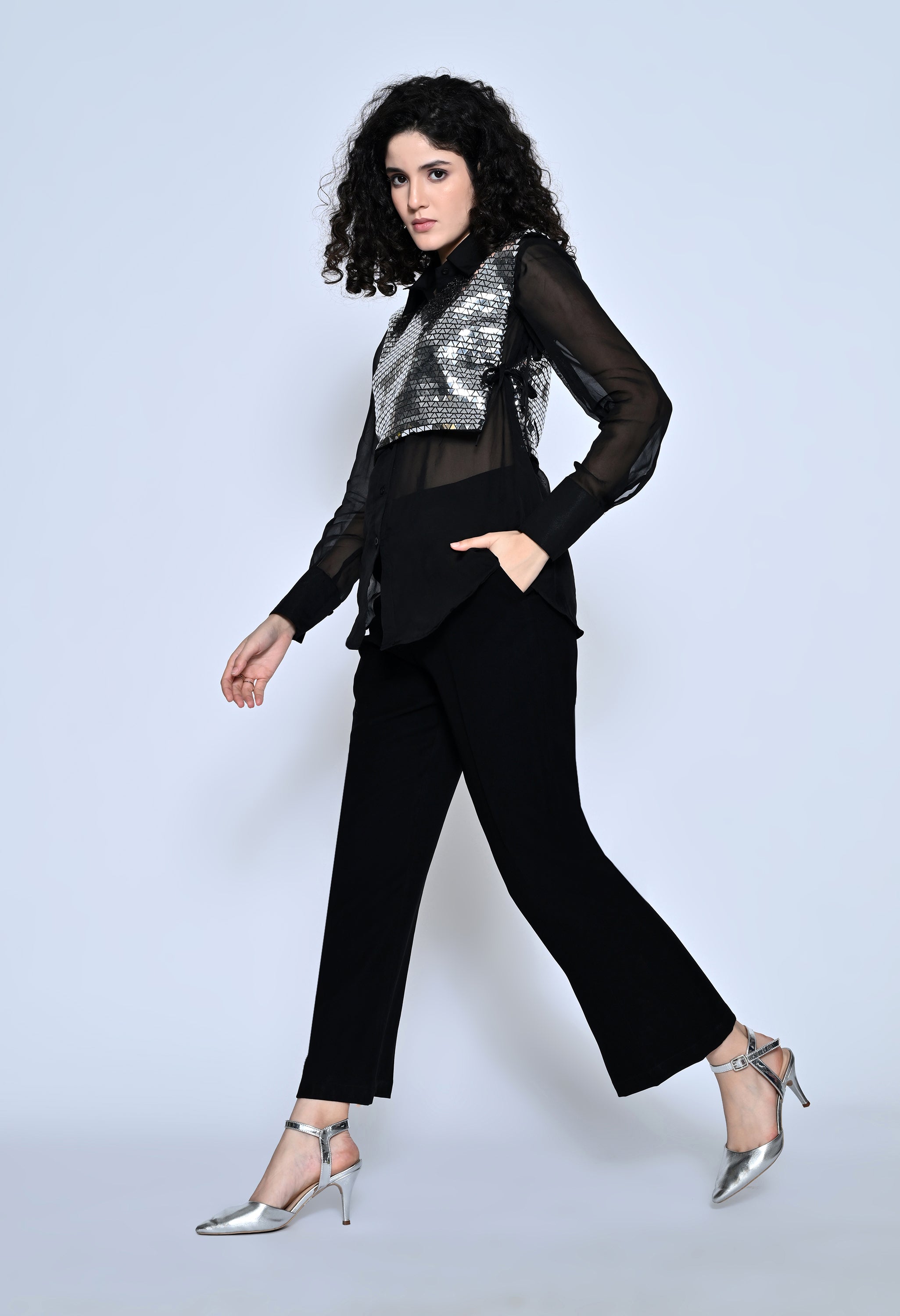 Prism Shirt with tie strings