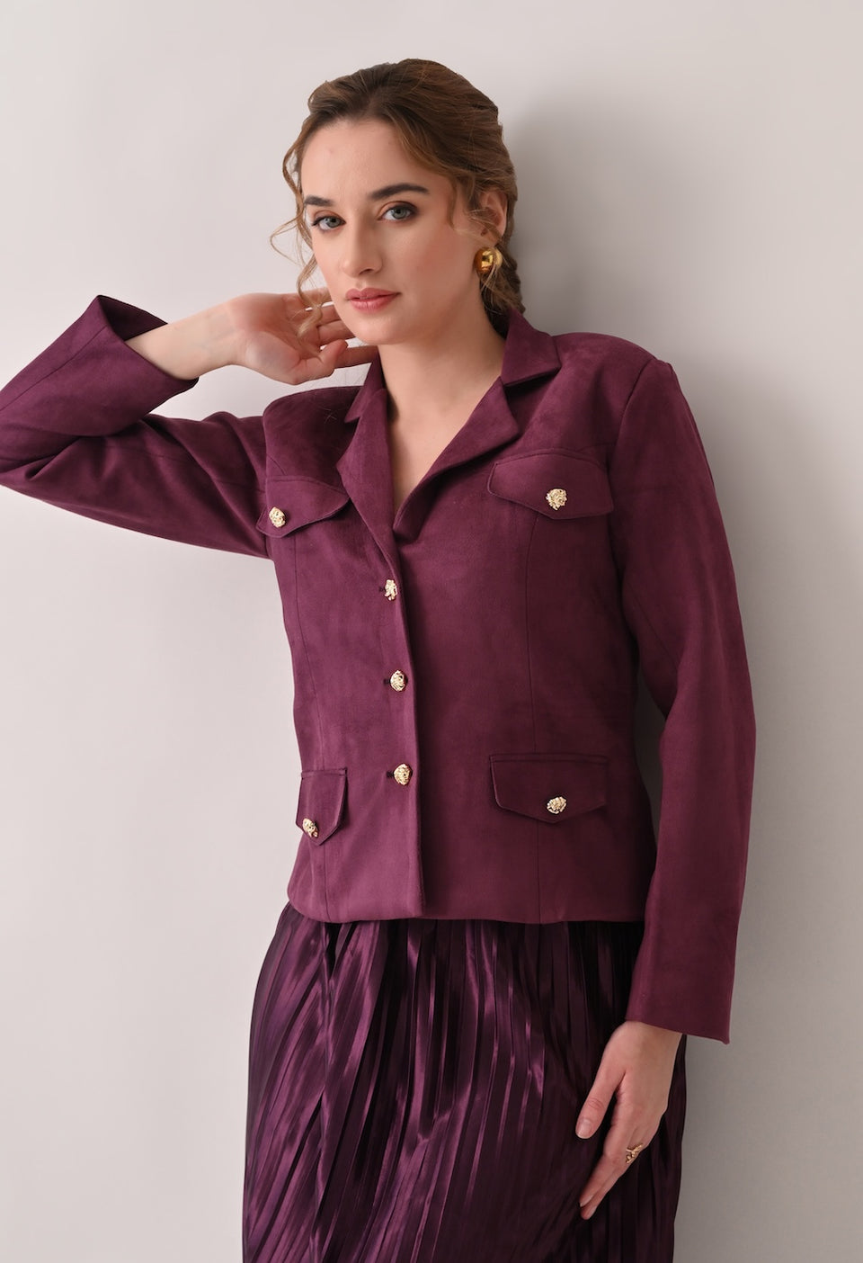 Chic burgundy skirt and blazer set