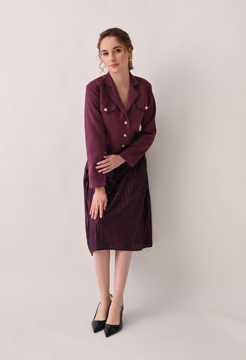 Chic burgundy skirt and blazer set