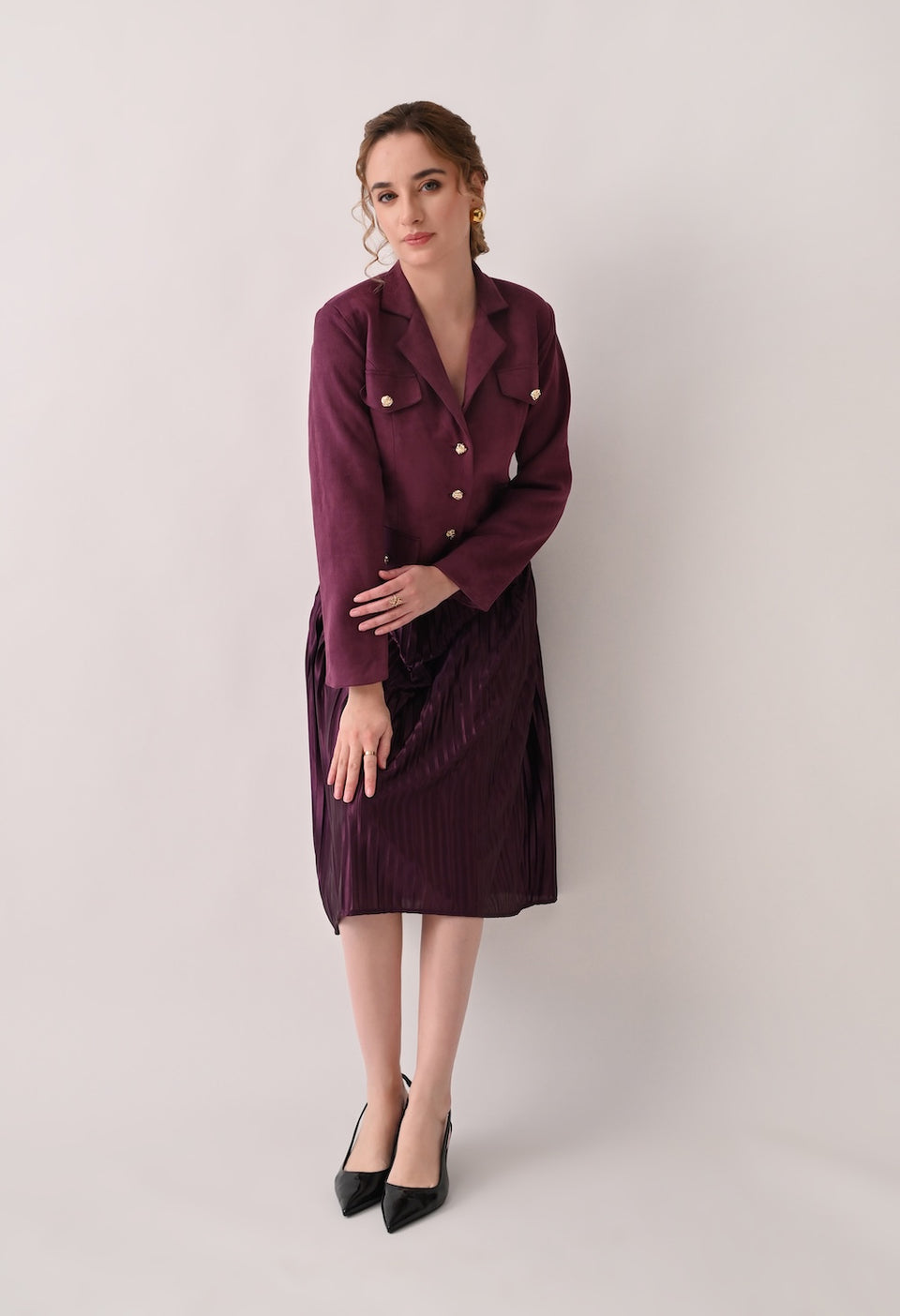 Chic burgundy skirt and blazer set