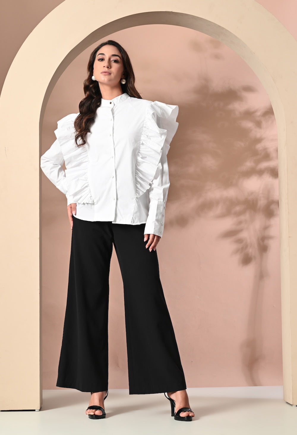 White shirt with frills