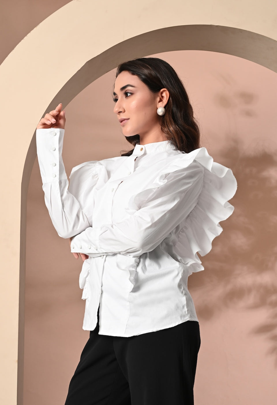 White shirt with frills