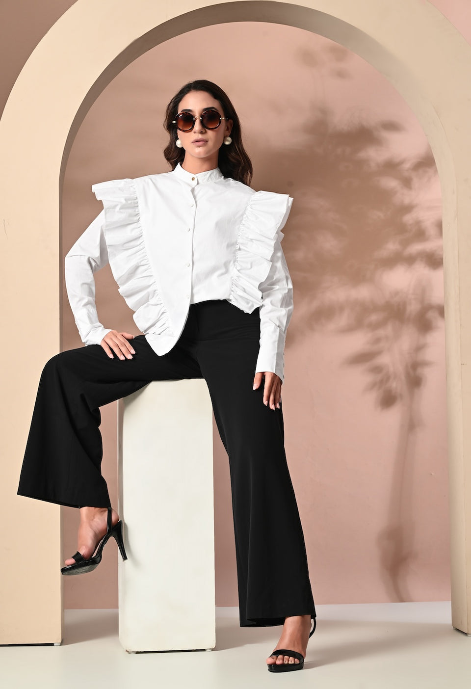White shirt with frills