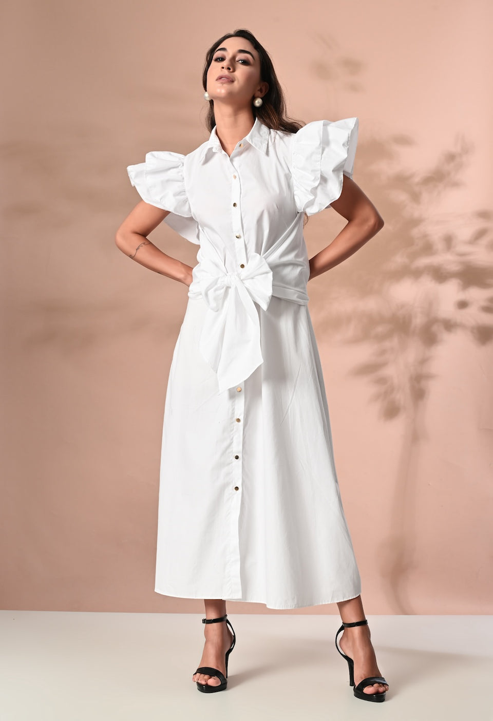 Tie belt midi dress with frilled sleeves