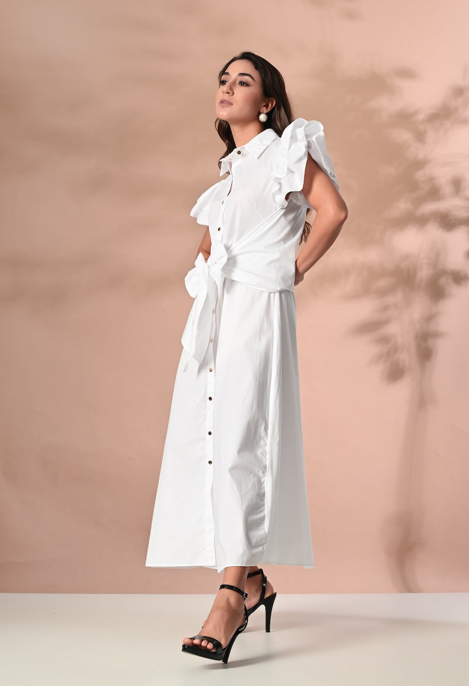 Tie belt midi dress with frilled sleeves