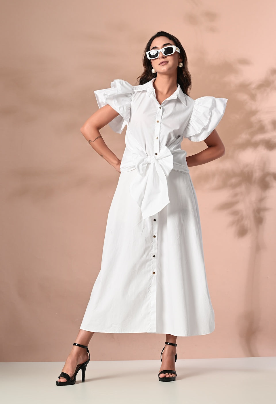 Tie belt midi dress with frilled sleeves